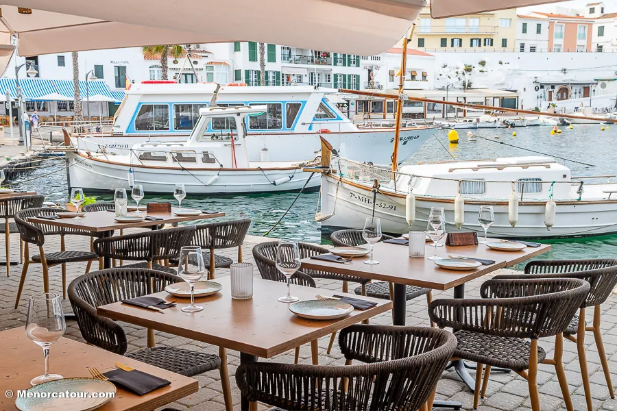 Aigucovarestaurant24 12